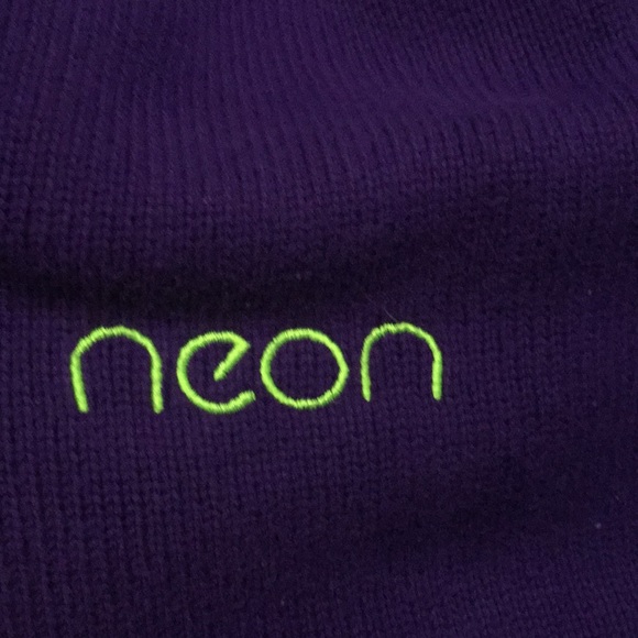 Purple Sweater Size XXL - Picture 3 of 3